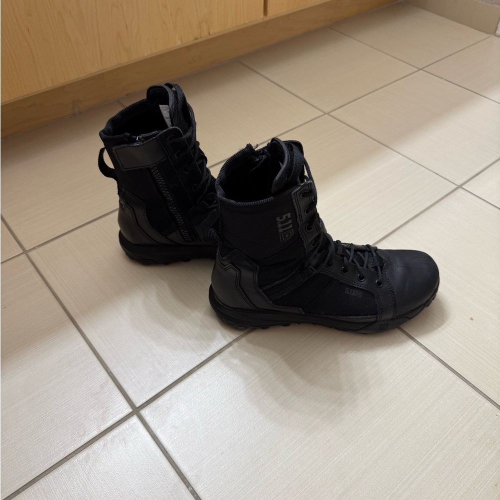 5.11® A/T™ 8" WATERPROOF SIDE ZIP BOOT🔥 read description🔥 - Picture 3 of 10